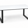 MESA PATAS INDUSTRIAL NEGRA Mesa de Reuniones estilo industria, patas rectas de acero y cubierta blanca